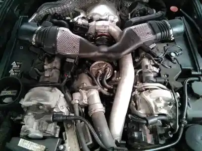 Veículo de Sucata mercedes-benz clase cls (w219) 320 cdi (219.322) do ano 2005 alimentado 642920