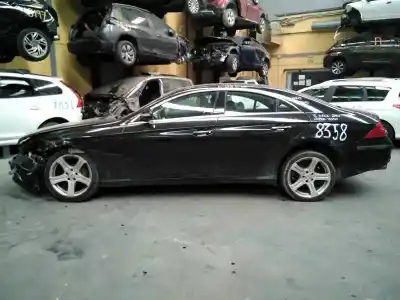 Veículo de Sucata mercedes-benz clase cls (w219) 320 cdi (219.322) do ano 2005 alimentado 642920