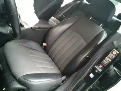 Veículo de Sucata mercedes-benz clase cls (w219) 320 cdi (219.322) do ano 2005 alimentado 642920