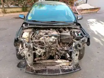 Sloopvoertuig toyota corolla (e15) luna van het jaar 2008 aangedreven 1adftv