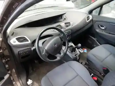 Veículo de Sucata renault scenic iii expression do ano 2009 alimentado k9k832