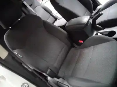 Veículo de Sucata kia carens ( ) drive do ano 2016 alimentado d4fd