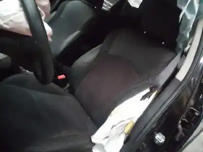 Veicolo di demolizione nissan juke (f15) tekna dell'anno 2019 alimentato hr16de