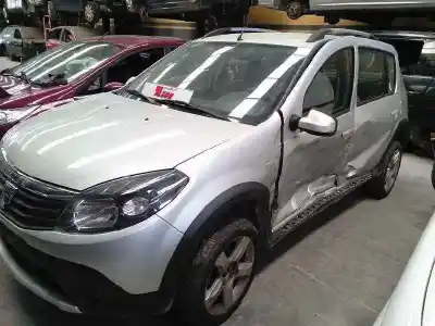 Veicolo di demolizione dacia sandero 1.6 mpi 85 (bs03) dell'anno 2012 alimentato k7ma8