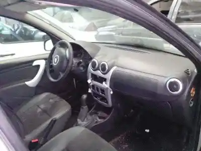 Veicolo di demolizione dacia sandero 1.6 mpi 85 (bs03) dell'anno 2012 alimentato k7ma8
