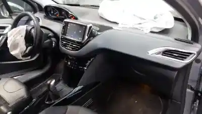 Veicolo di demolizione peugeot 2008 (--.2013->) allure dell'anno 2015 alimentato 9hp