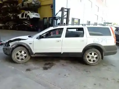 Scrapping Vehicle VOLVO XC70 2.5 T AWD 209 CV / 154 KW of the year 2004 powered B5254T2