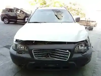 Sloopvoertuig volvo xc70 2.5 t awd 209 cv / 154 kw van het jaar 2004 aangedreven b5254t2