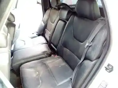 Sloopvoertuig volvo xc70 2.5 t awd 209 cv / 154 kw van het jaar 2004 aangedreven b5254t2