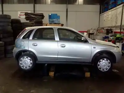 Здавання транспортного засобу opel corsa c blue line року 2003 потужний z17dth