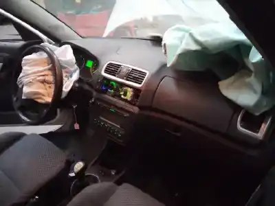 Veículo de Sucata skoda roomster (5j7) sport do ano 2008 alimentado bsw