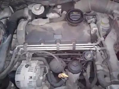 Veículo de Sucata skoda roomster (5j7) sport do ano 2008 alimentado bsw