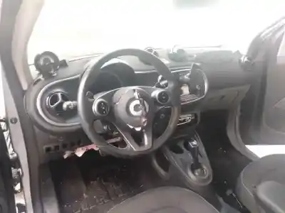 Scrapping Vehicle smart fortwo coupe basis (66kw) (453.344) of the year 2017 powered 281910