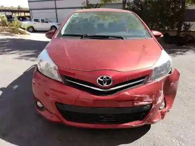 Vehículo de desguace toyota yaris active del año 2011 con motor 1nrfe