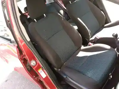 Здавання транспортного засобу toyota yaris active року 2011 потужний 1nrfe