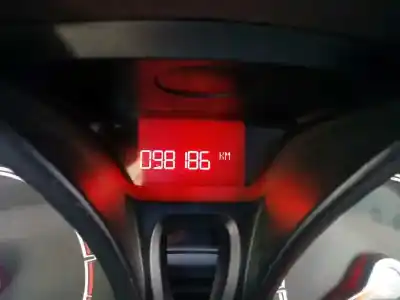 Veículo de Sucata ford fiesta (cb1) titanium do ano 2010 alimentado tzja