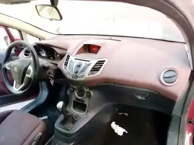 Veículo de Sucata ford fiesta (cb1) titanium do ano 2010 alimentado tzja