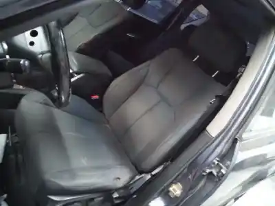 Здавання транспортного засобу ssangyong                                          rexton                                                                                                                                                                                                                                                     rx 270 full року 2003 потужний d27dt