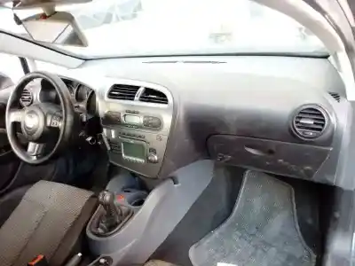Veicolo di demolizione seat leon (1p1) reference dell'anno 2007 alimentato bxe