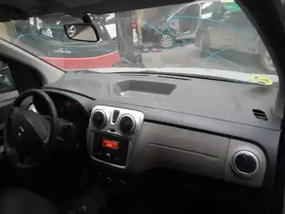 Veicolo di demolizione dacia lodgy ambiance dell'anno 2014 alimentato k9k846