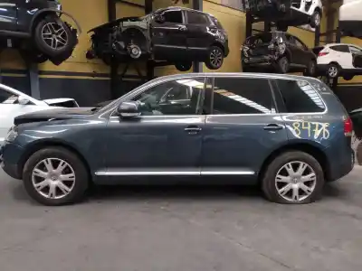 Здавання транспортного засобу VOLKSWAGEN TOUAREG (7L6) 3.0 V6 TDI DPF року 2006 потужний BKS