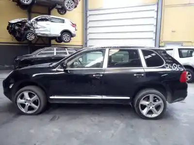 Scrapping Vehicle PORSCHE CAYENNE (TYP 9PA) S of the year 2002 powered M4800