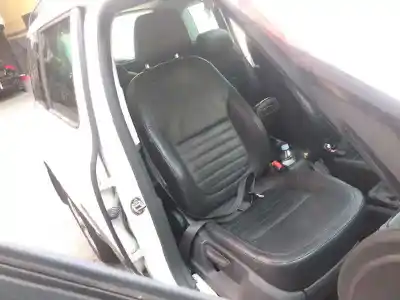 Здавання транспортного засобу skoda yeti experience року 2012 потужний cfha