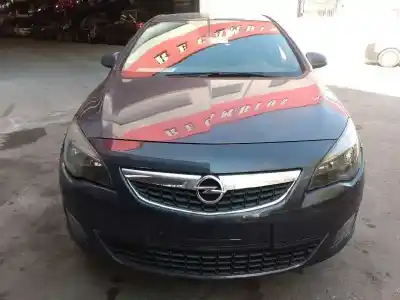 Veículo de Sucata opel astra j lim. sport do ano 2010 alimentado a17dtr
