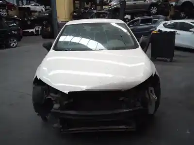 Sloopvoertuig seat ibiza sc (6j1) reference van het jaar 2010 aangedreven bms