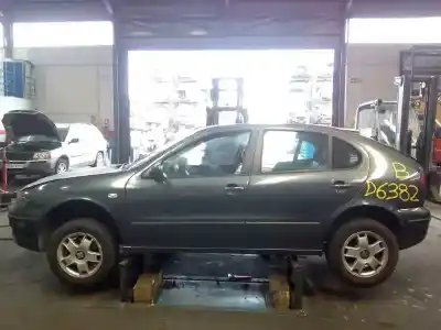 Sloopvoertuig seat leon (1m1) signo van het jaar 2001 aangedreven asv