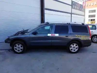 Scrapping Vehicle VOLVO XC70 II (136) D5 AWD of the year 2007 powered D5244T