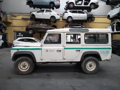 Scrapping Vehicle LAND ROVER DEFENDER (LD) TD5 110 Familiar (90kW) of the year 2002 powered 