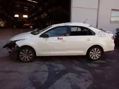 Vehículo de desguace SEAT TOLEDO (KG3) Style del año 2016 con motor CUSB