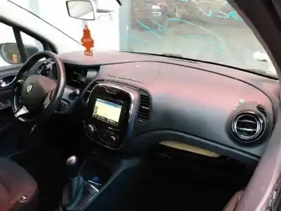 Veículo de Sucata renault captur life do ano 2015 alimentado k9k608