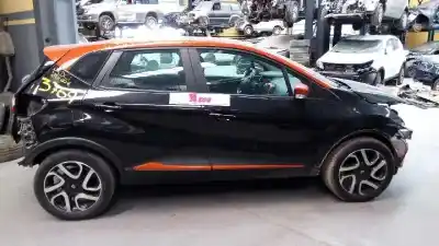 Veículo de Sucata renault captur zen do ano 2013 alimentado k9k608