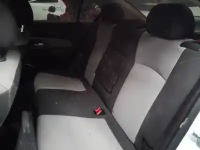 Sloopvoertuig chevrolet cruze lt van het jaar 2011 aangedreven z20d1