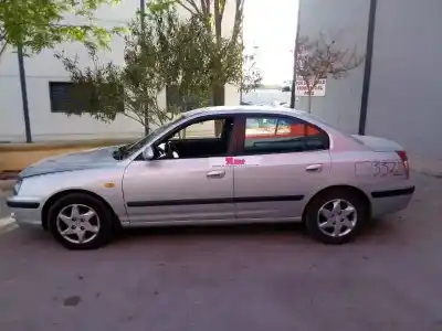 Sloopvoertuig HYUNDAI ELANTRA (XD) 1.6 16V CAT van het jaar 2005 aangedreven G4ED