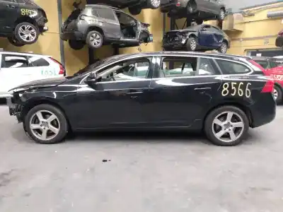 Veículo de Sucata volvo v60 kombi ocean race do ano 2011 alimentado d5204t2