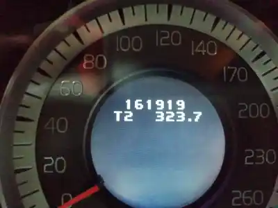 Veículo de Sucata volvo v60 kombi ocean race do ano 2011 alimentado d5204t2