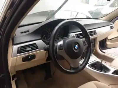 Veículo de Sucata bmw serie 3 berlina (e90) 330d do ano 2006 alimentado m57306d3