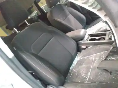 Здавання транспортного засобу ford kuga (cbs) titanium року 2019 потужний xwmb