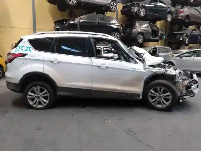 Здавання транспортного засобу ford kuga (cbs) titanium року 2019 потужний xwmb