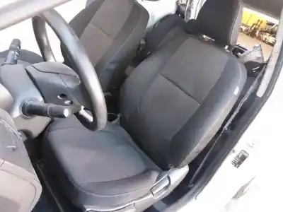 Sloopvoertuig kia picanto drive van het jaar 2011 aangedreven g3la