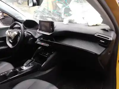 Veículo de Sucata peugeot 208 (p2) allure do ano 2020 alimentado hnk