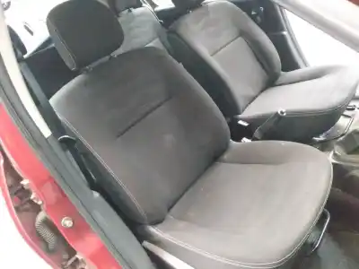 Veículo de Sucata dacia sandero laureate do ano 2011 alimentado k7m800