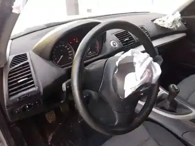 Veicolo di demolizione bmw serie 1 berlina (e81/e87) 118d dell'anno 2006 alimentato m47n204d4