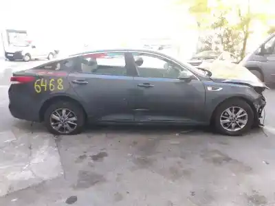 Veículo de Sucata kia optima drive do ano 2017 alimentado d4fd
