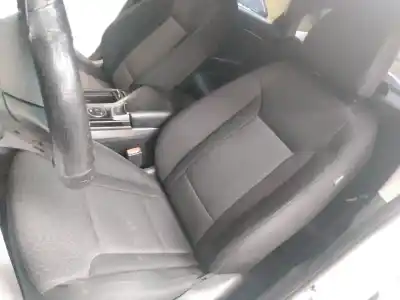 Véhicule à la ferraille hyundai                                            i40                                                                                                                                                                                                                                                        style                                                                                                                                                                                                                                                      de l'année 2012 alimenté d4fd