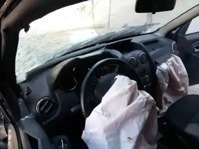 Scrapping Vehicle dacia duster ambiance 4x4 of the year 2015 powered k9k856