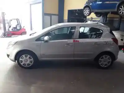 Veículo de Sucata opel corsa d essentia do ano 2011 alimentado z13dtj